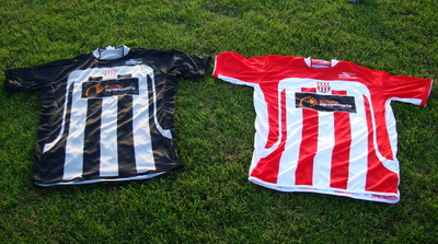 CAMISETA TITULAR Y ALTERNATIVA 2011